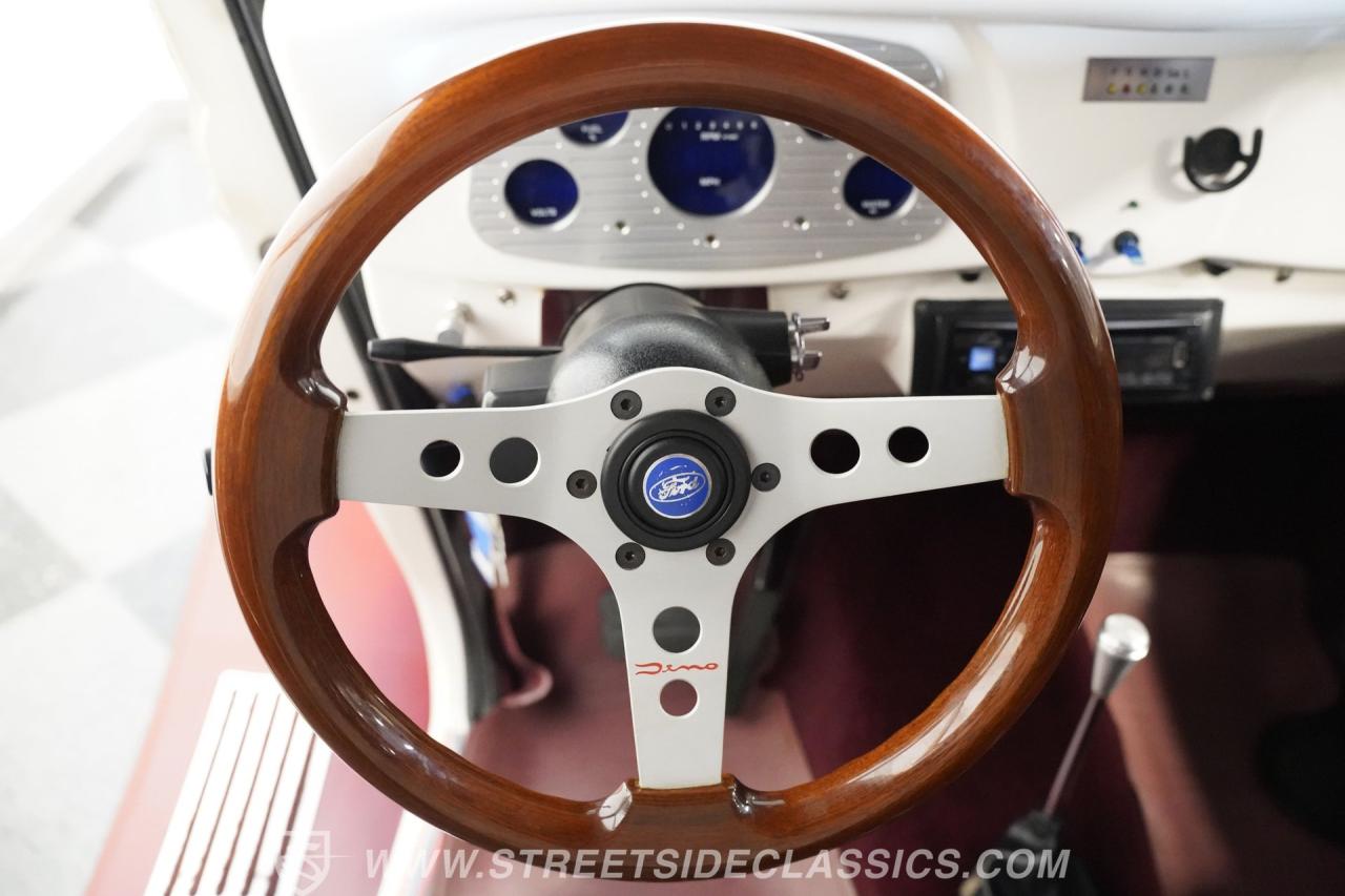 1933 Ford Victoria Restomod