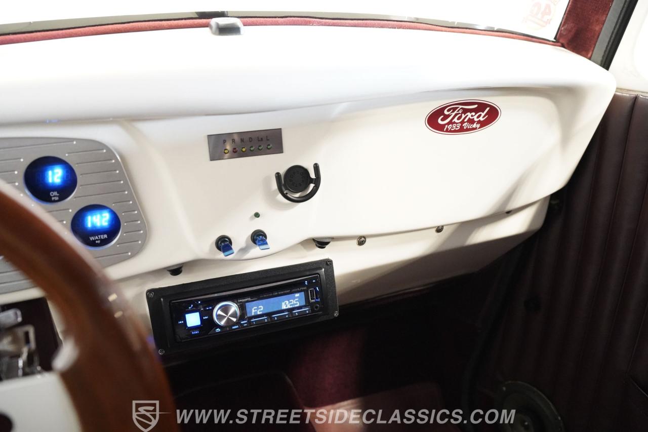 1933 Ford Victoria Restomod