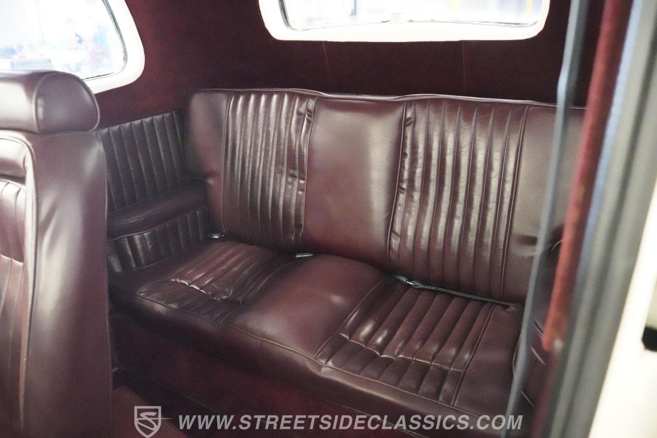 1933 Ford Victoria Restomod