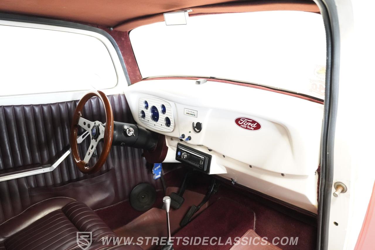 1933 Ford Victoria Restomod