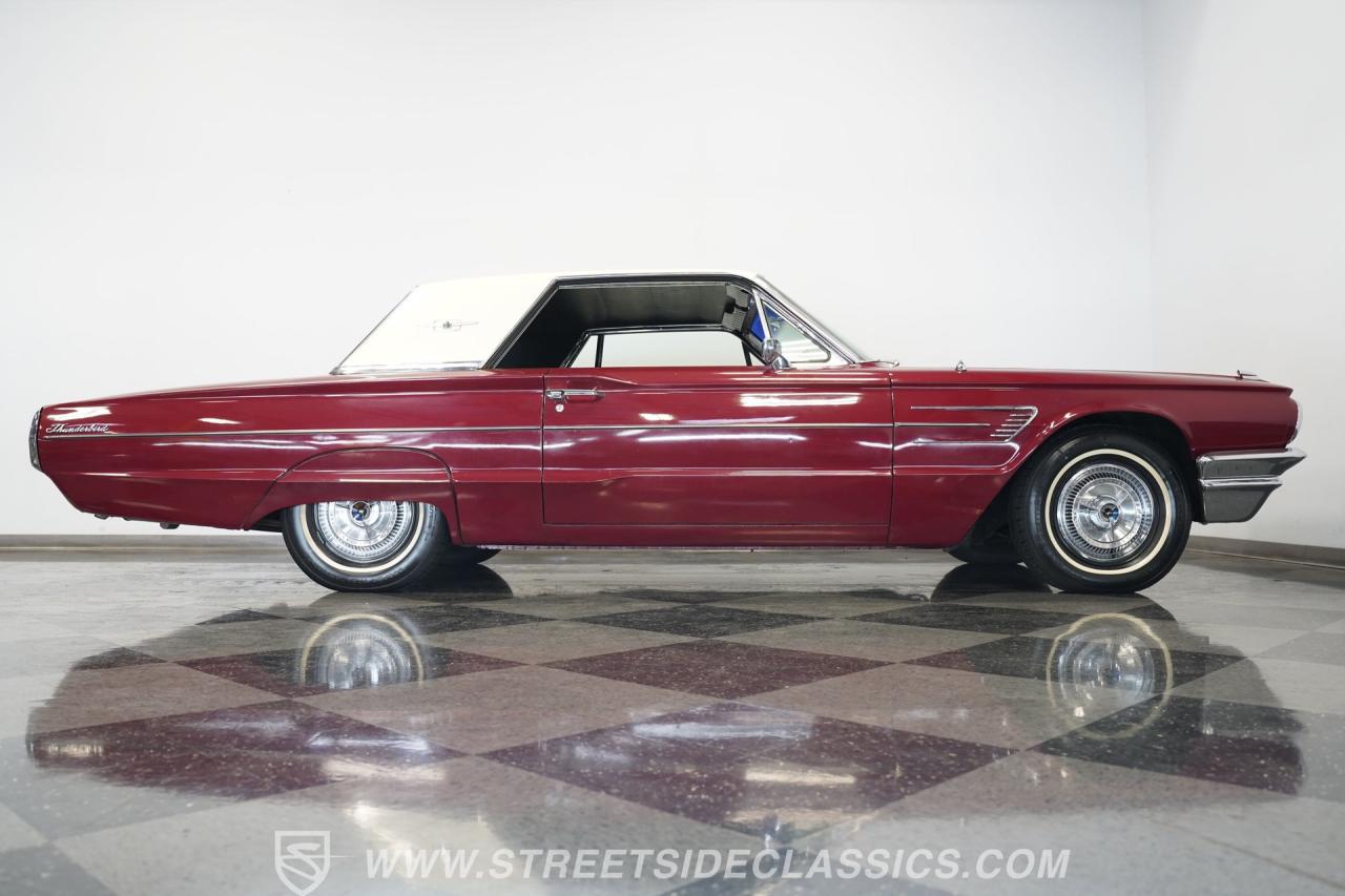1965 Ford Thunderbird