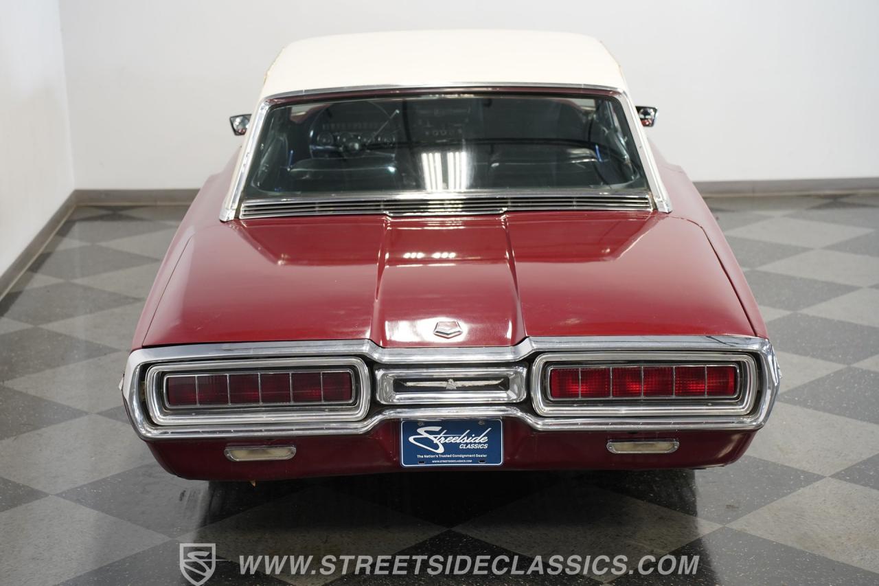 1965 Ford Thunderbird