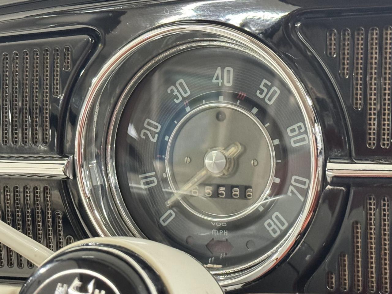 1960 Motorcar Volkswagon Beetle