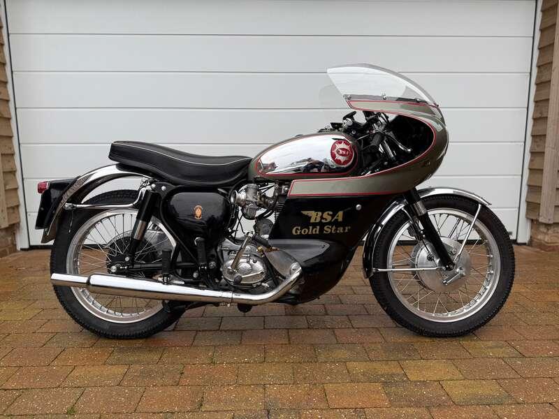 1959 BSA DBD34 GOLD STAR