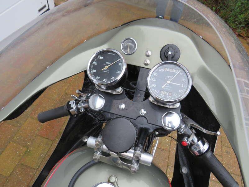 1959 BSA DBD34 GOLD STAR