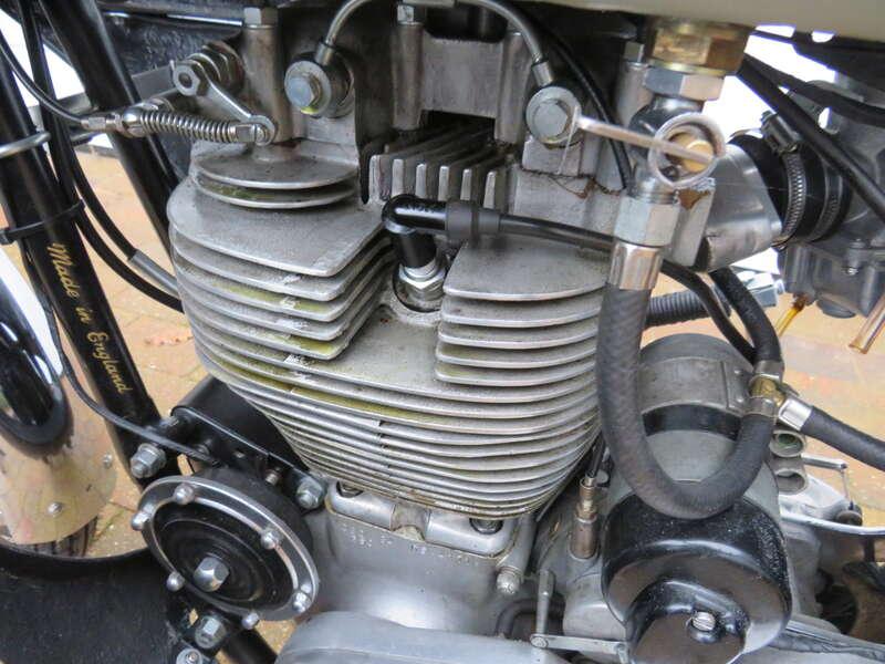 1959 BSA DBD34 GOLD STAR