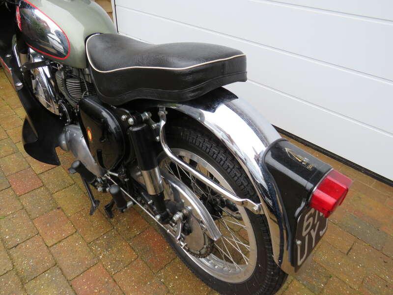 1959 BSA DBD34 GOLD STAR