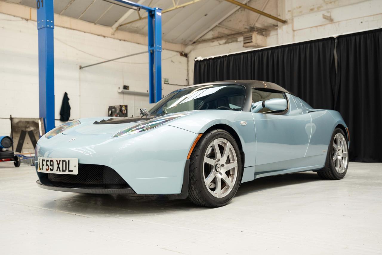 2009 Tesla Roadster Signature 250