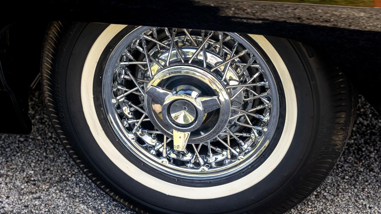 1962 Ford Thunderbird M-Code Sports Roadster