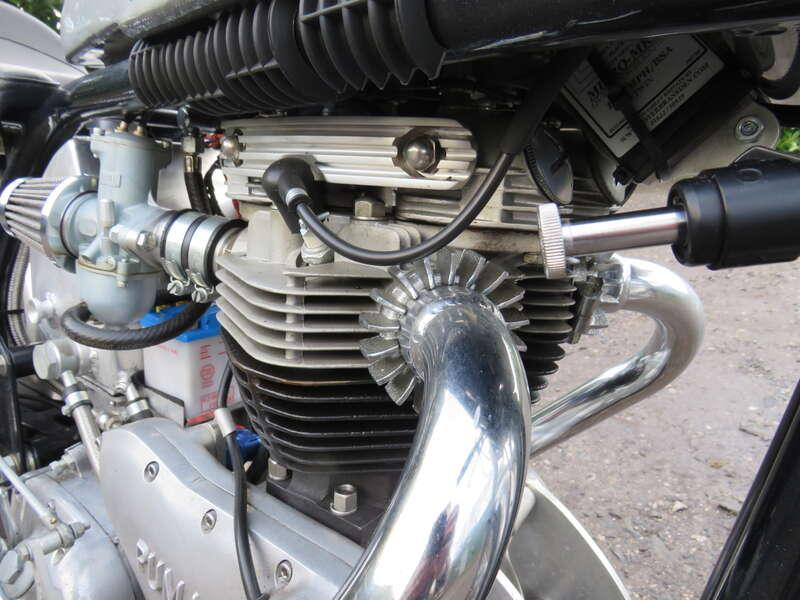 1966 NORTON TRITON