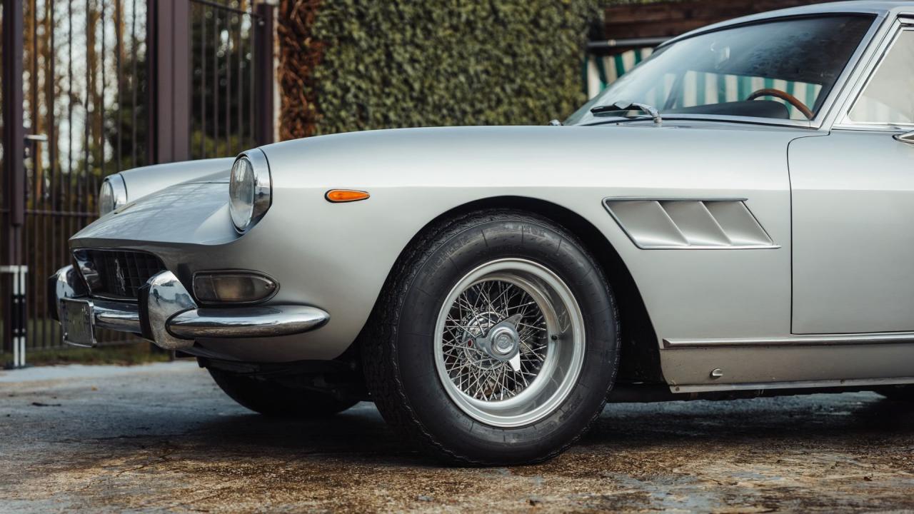 1966 Ferrari 330 GT 2+2 Series II