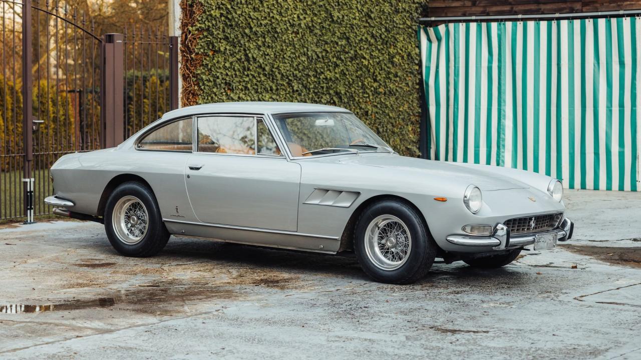 1966 Ferrari 330 GT 2+2 Series II