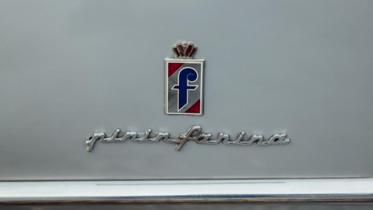 1966 Ferrari 330 GT 2+2 Series II