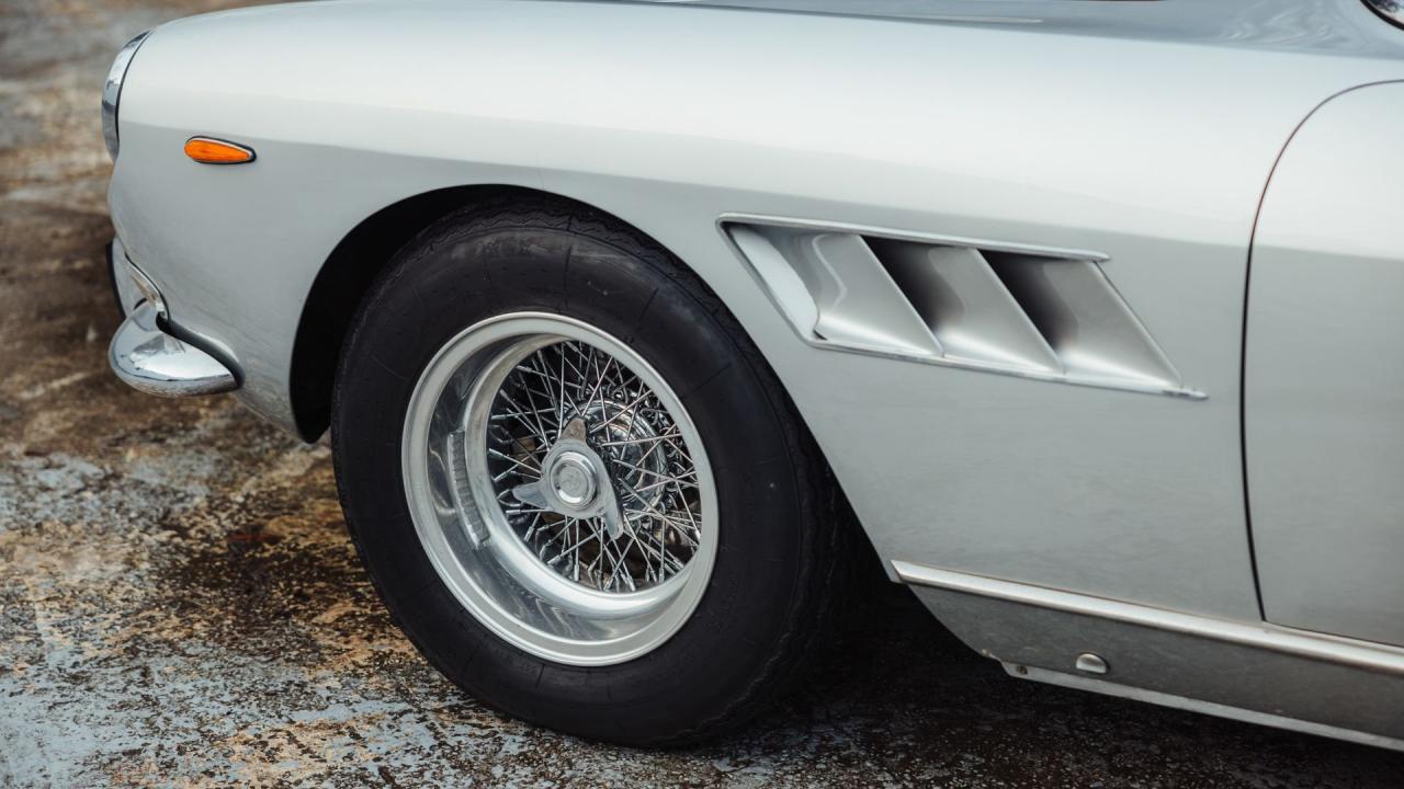 1966 Ferrari 330 GT 2+2 Series II