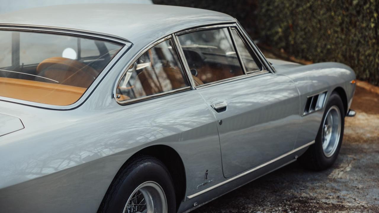 1966 Ferrari 330 GT 2+2 Series II