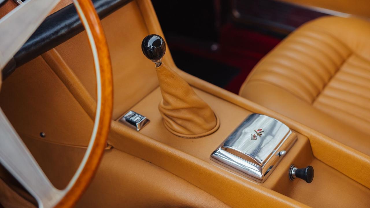 1966 Ferrari 330 GT 2+2 Series II