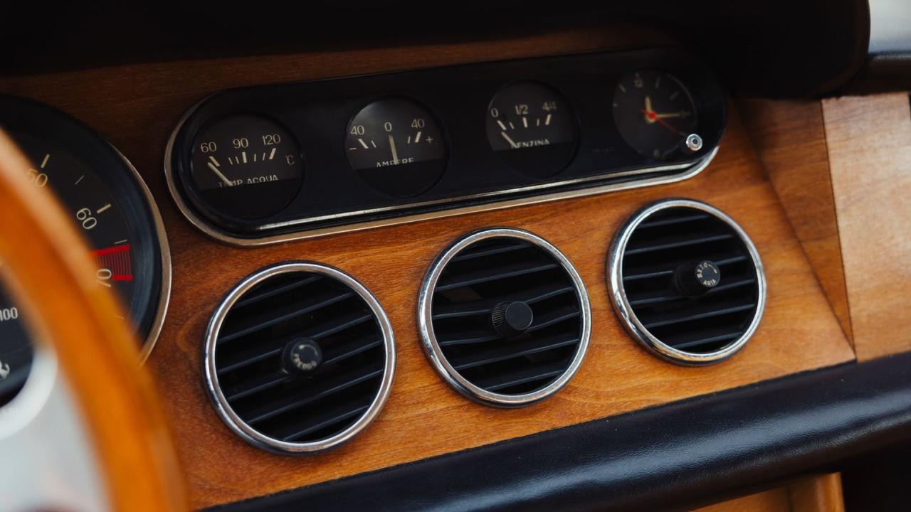 1966 Ferrari 330 GT 2+2 Series II