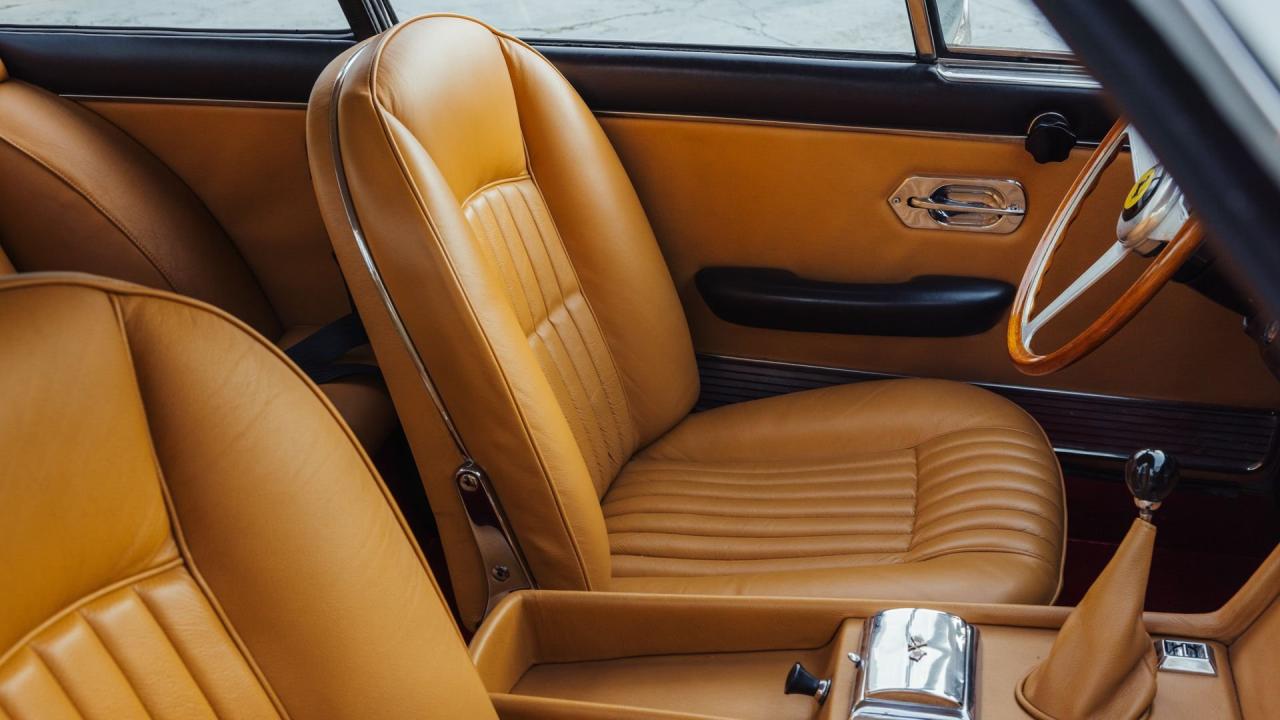 1966 Ferrari 330 GT 2+2 Series II