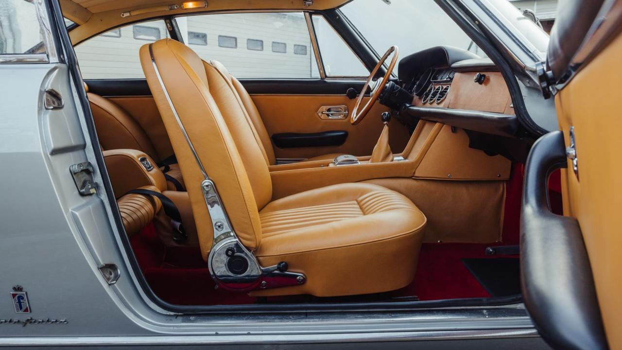 1966 Ferrari 330 GT 2+2 Series II