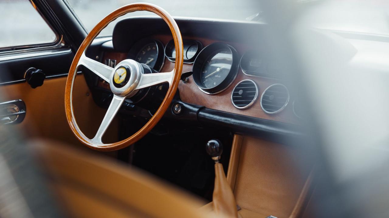 1966 Ferrari 330 GT 2+2 Series II