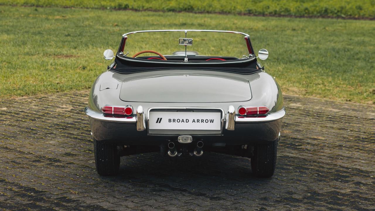 1962 Jaguar E-Type Series 1 3.8 Roadster