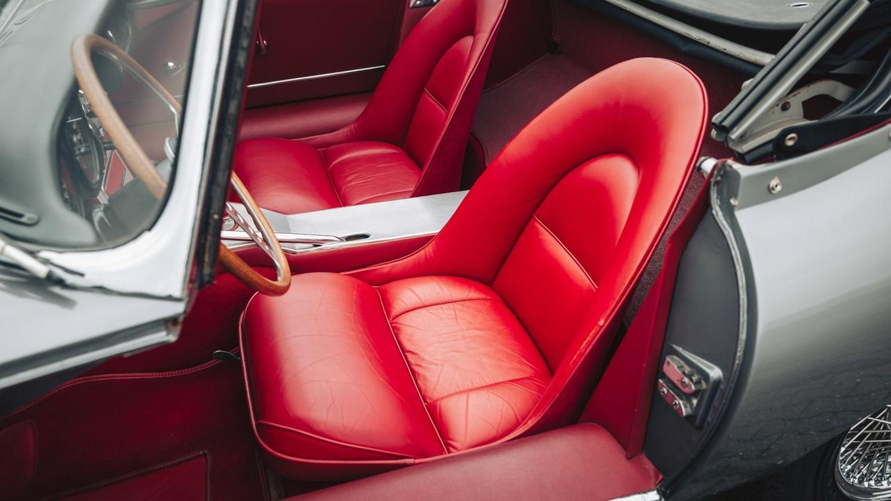 1962 Jaguar E-Type Series 1 3.8 Roadster