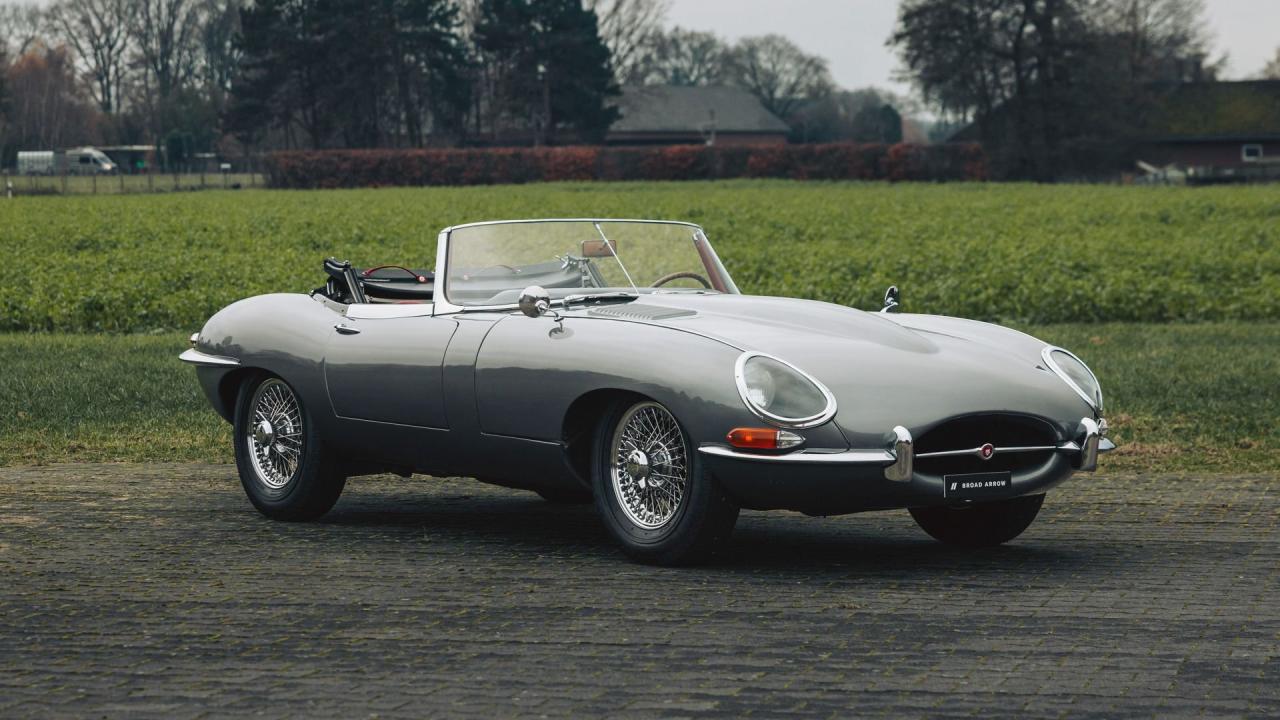 1962 Jaguar E-Type Series 1 3.8 Roadster