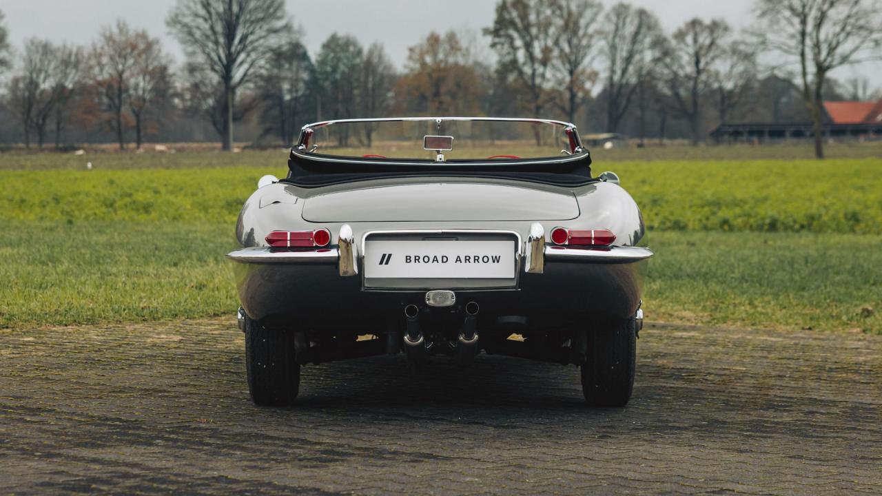 1962 Jaguar E-Type Series 1 3.8 Roadster