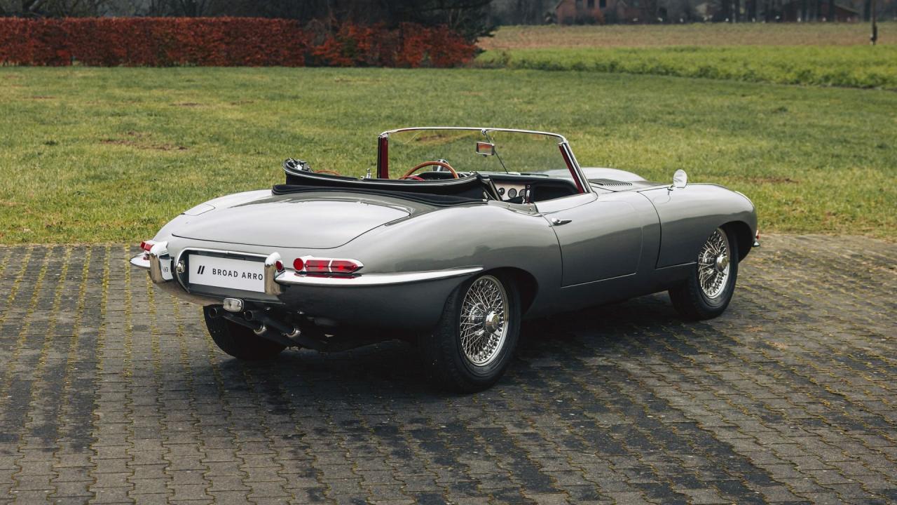 1962 Jaguar E-Type Series 1 3.8 Roadster