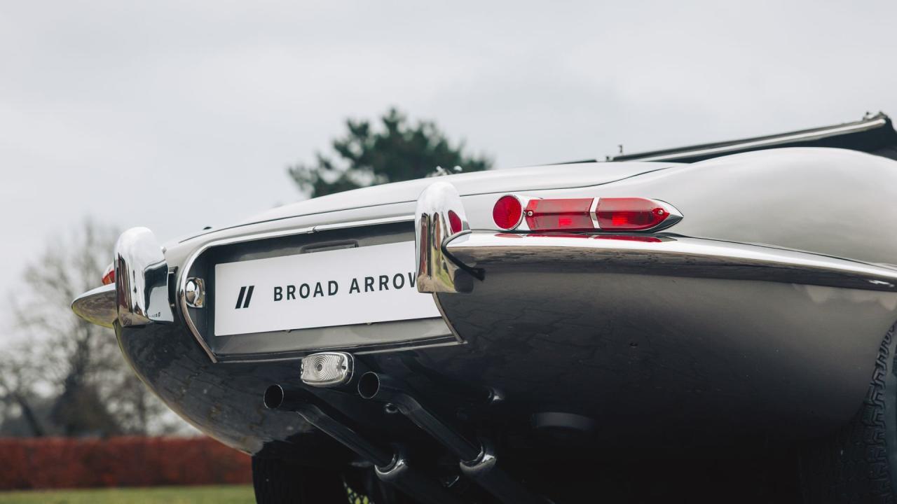 1962 Jaguar E-Type Series 1 3.8 Roadster