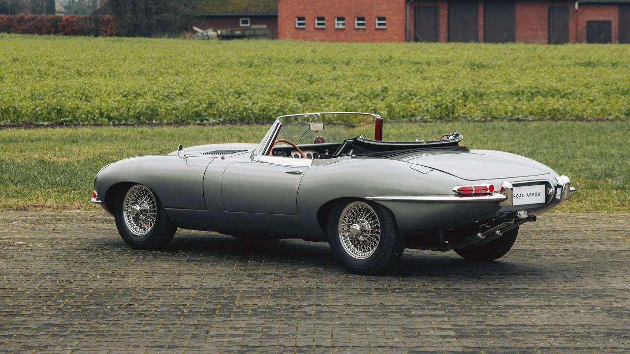 1962 Jaguar E-Type Series 1 3.8 Roadster