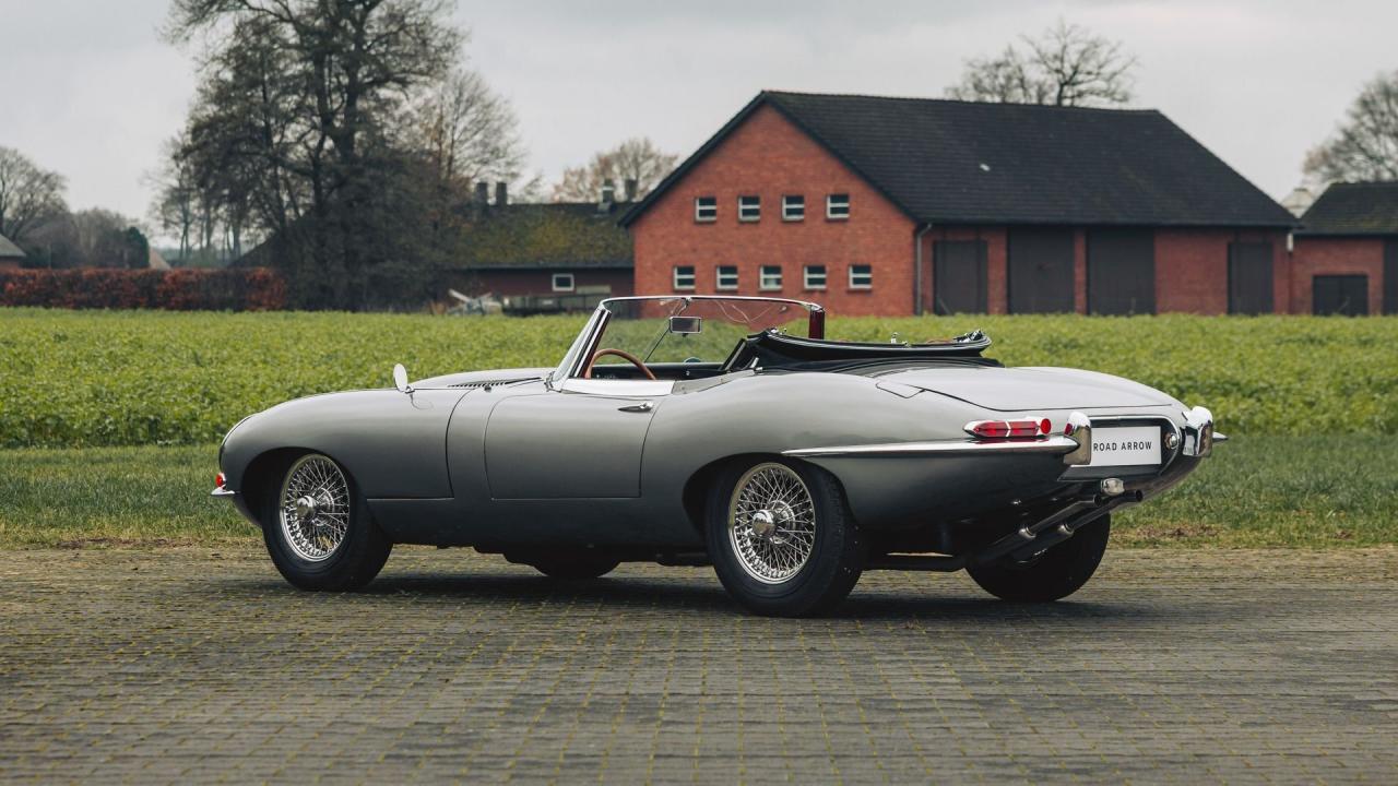1962 Jaguar E-Type Series 1 3.8 Roadster