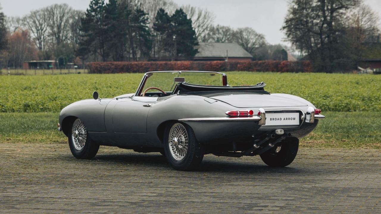 1962 Jaguar E-Type Series 1 3.8 Roadster