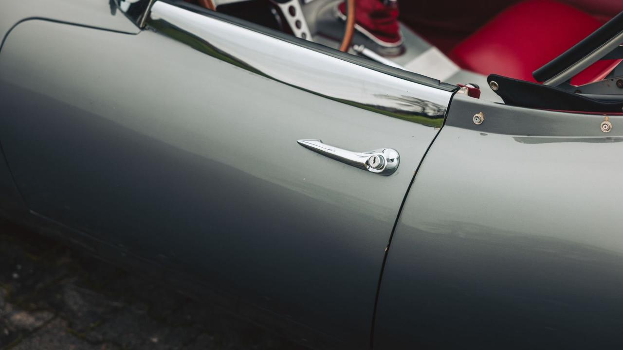 1962 Jaguar E-Type Series 1 3.8 Roadster