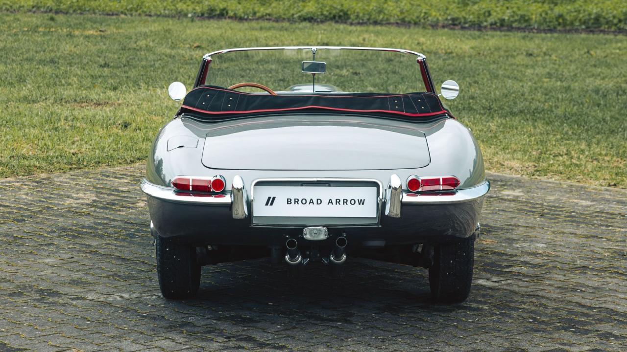 1962 Jaguar E-Type Series 1 3.8 Roadster