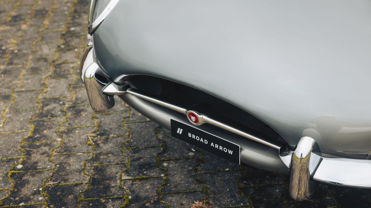 1962 Jaguar E-Type Series 1 3.8 Roadster
