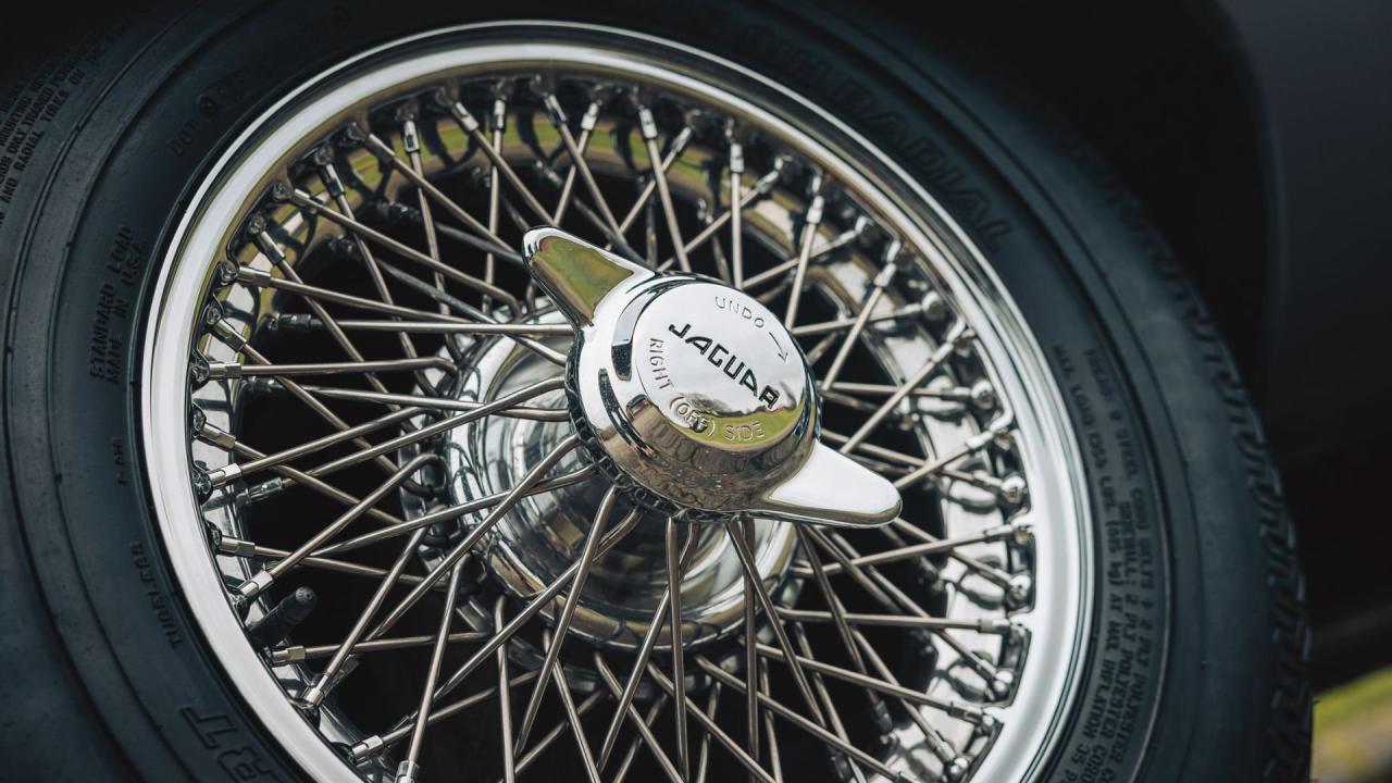 1962 Jaguar E-Type Series 1 3.8 Roadster