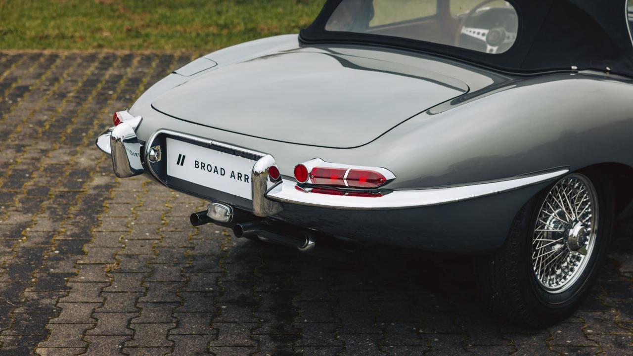 1962 Jaguar E-Type Series 1 3.8 Roadster
