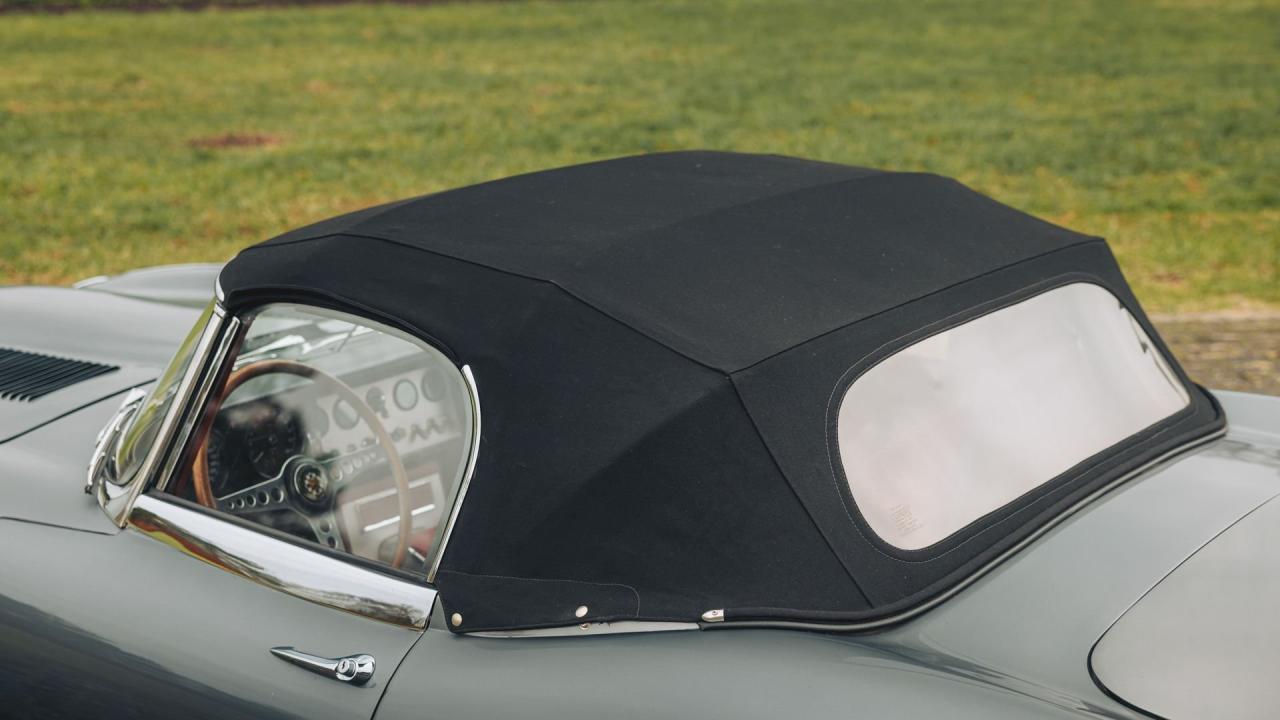 1962 Jaguar E-Type Series 1 3.8 Roadster