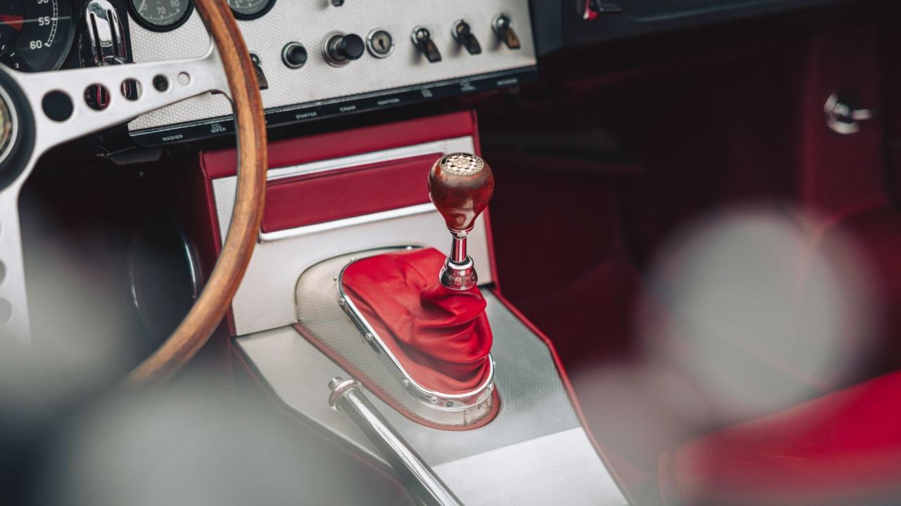 1962 Jaguar E-Type Series 1 3.8 Roadster