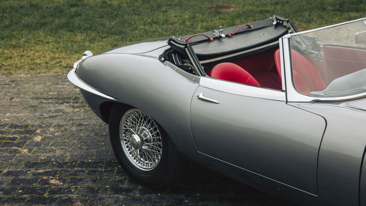 1962 Jaguar E-Type Series 1 3.8 Roadster