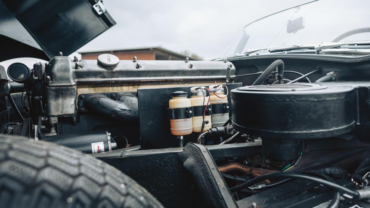 1962 Jaguar E-Type Series 1 3.8 Roadster