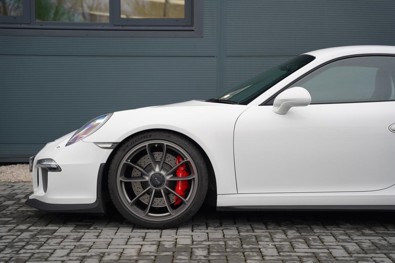 2015 Porsche 911