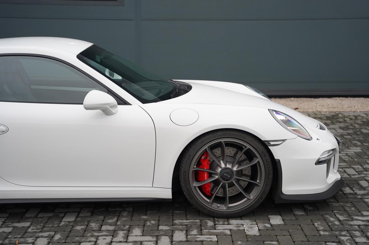 2015 Porsche 911