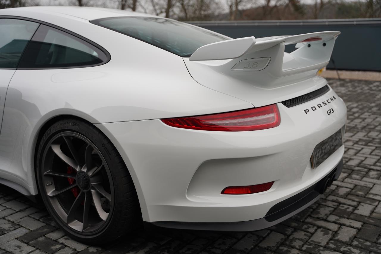 2015 Porsche 911