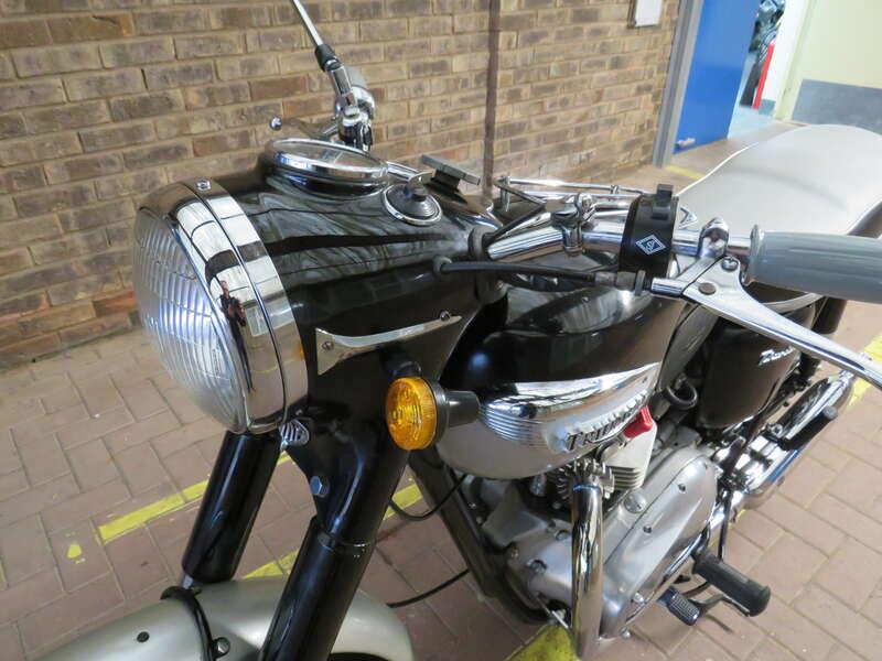 1966 Triumph 6T THUNDERBIRD