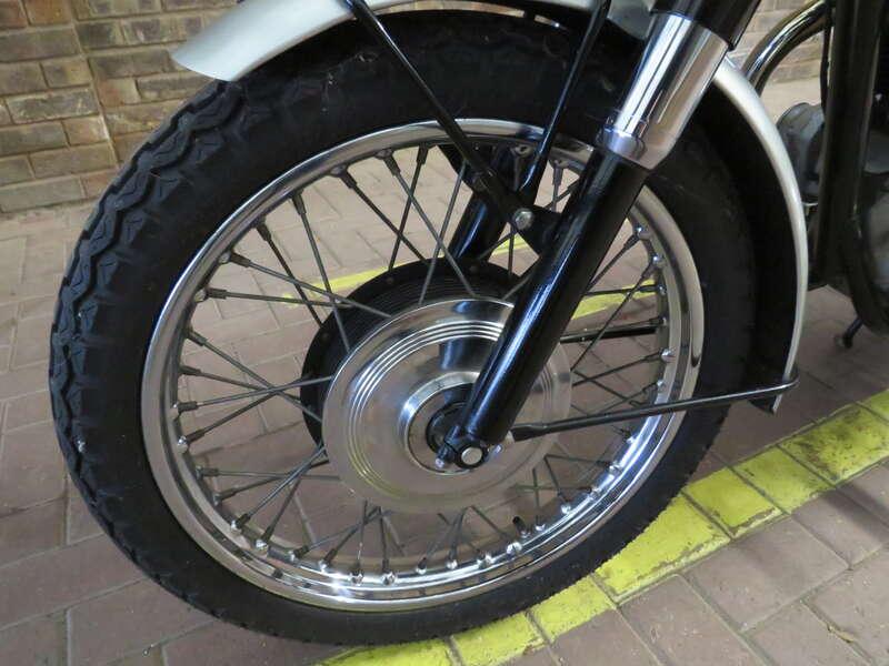 1966 Triumph 6T THUNDERBIRD