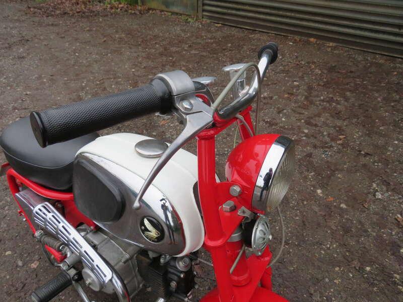 1963 Honda CZ100 MONKEY BIKE