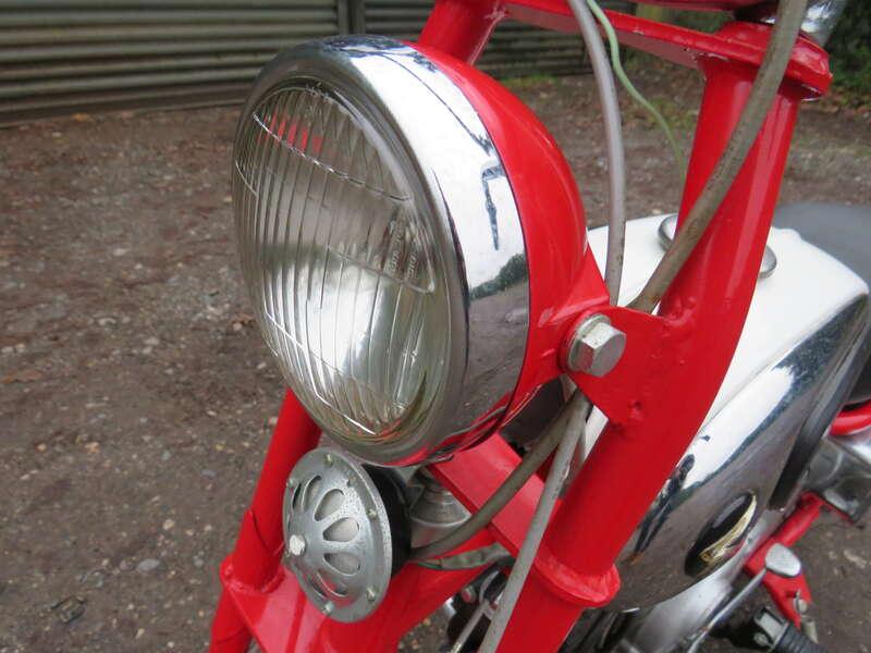 1963 Honda CZ100 MONKEY BIKE