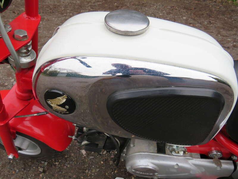 1963 Honda CZ100 MONKEY BIKE